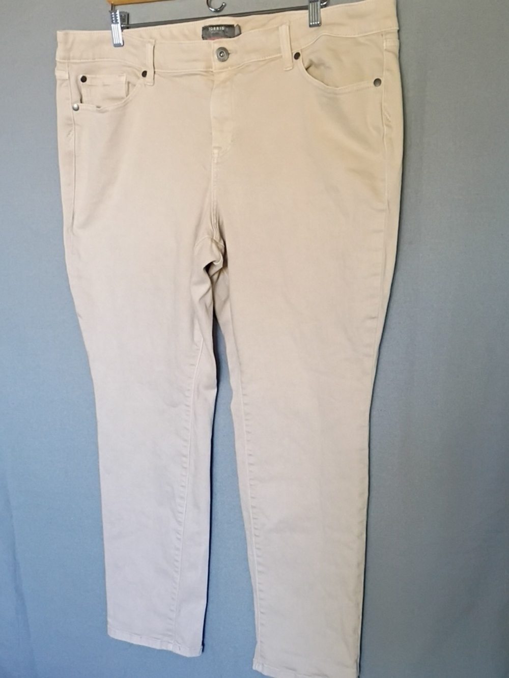 Torrid Boyfriend Straight Jeans in Light Beige Vintage Stretch Size 20R
